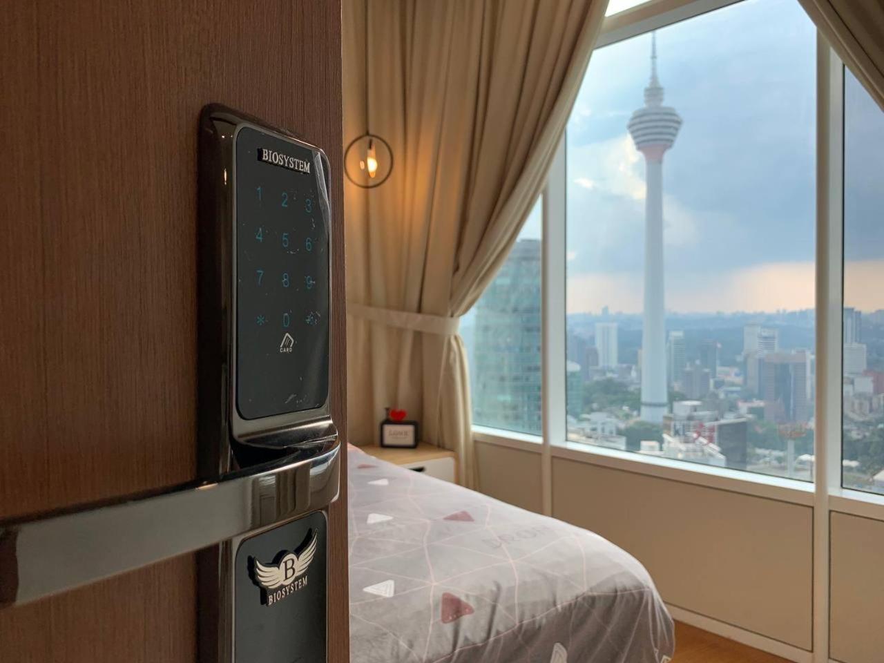 Sky Suites Klcc At Kuala Lumpur Luaran gambar